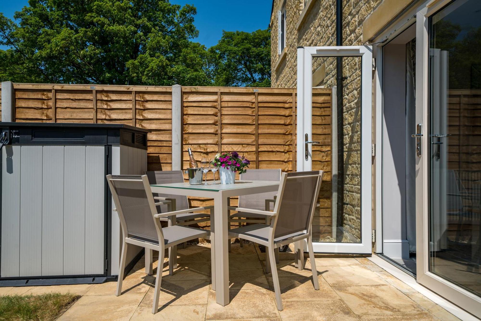 Fleming Cottage - Contemporary Cotswold Home Upper Rissington Екстер'єр фото